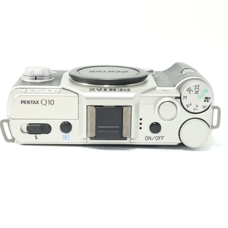 PENTAX Q10 ボディ シルバー