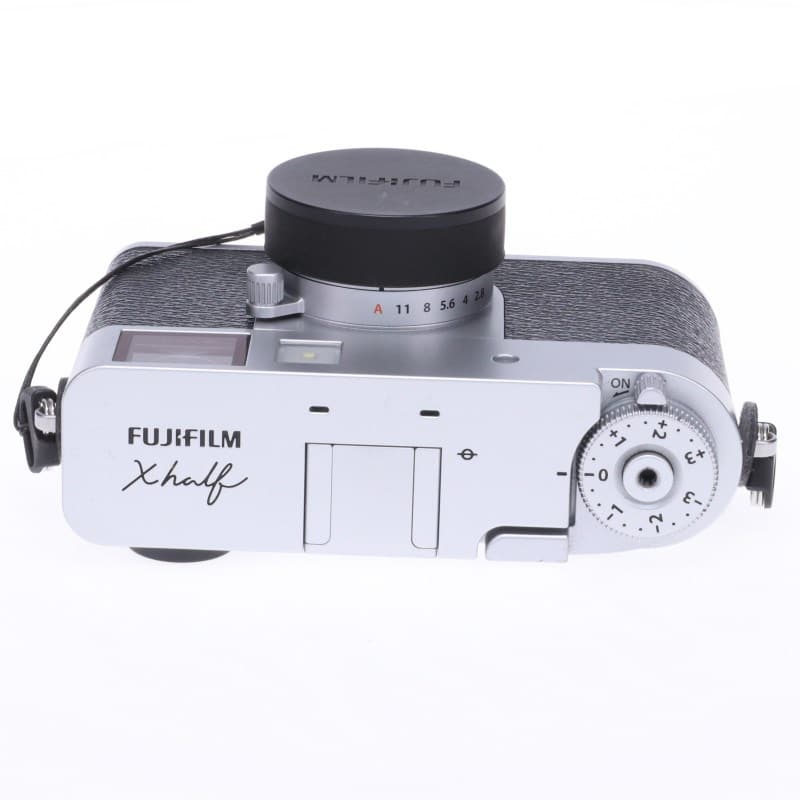 富士フイルム X half (FUJIFILM X-HF1) シルバー AB-ランク 中古