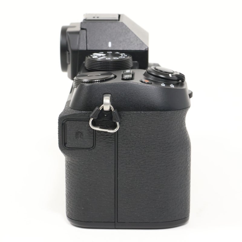 FUJIFILM X-S20 ボディ