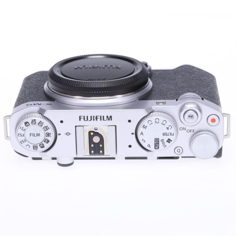 富士フイルム FUJIFILM X-M5 ボディ シルバー ABランク 中古｜フジヤカメラ