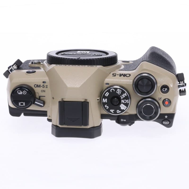 OM SYSTEM OM-5 Mark II ボディー サンドベージュ