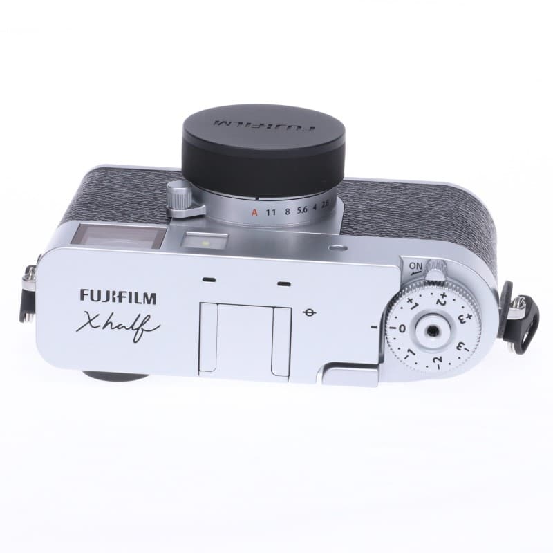 X half (FUJIFILM X-HF1) シルバー