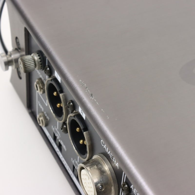 DMX-P01 [ポータブルデジタルミキサー]