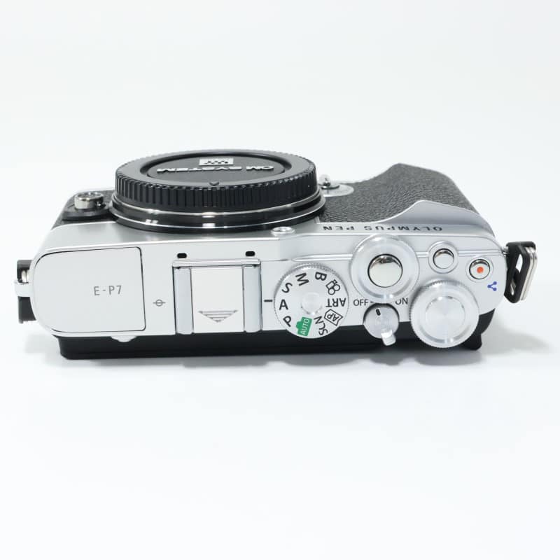 OLYMPUS PEN E-P7 ボディ シルバー 新品 新品)OLYMPUS (オリンパス) PEN E-P7 ボディ ホワイト（商品ID