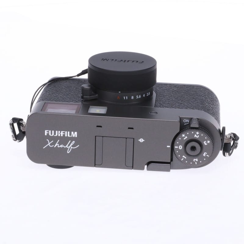 X half (FUJIFILM X-HF1) チャコールシルバー