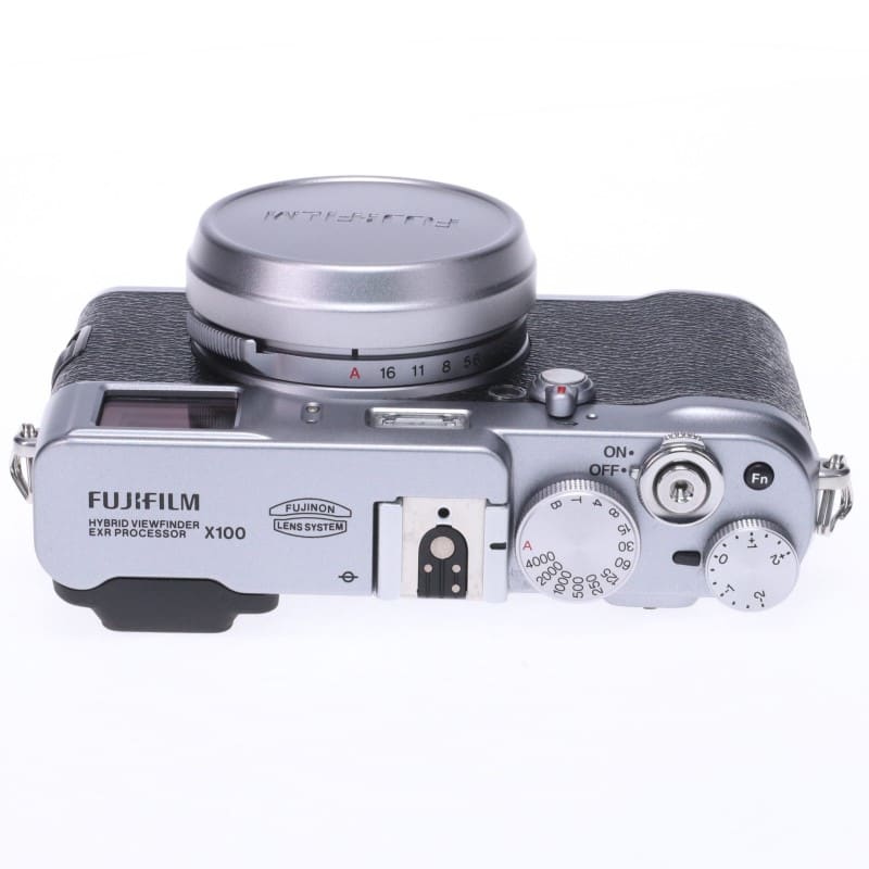FinePix X100