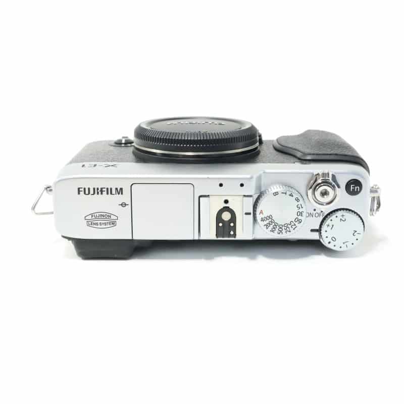FUJIFILM X-E1 ボディ シルバー