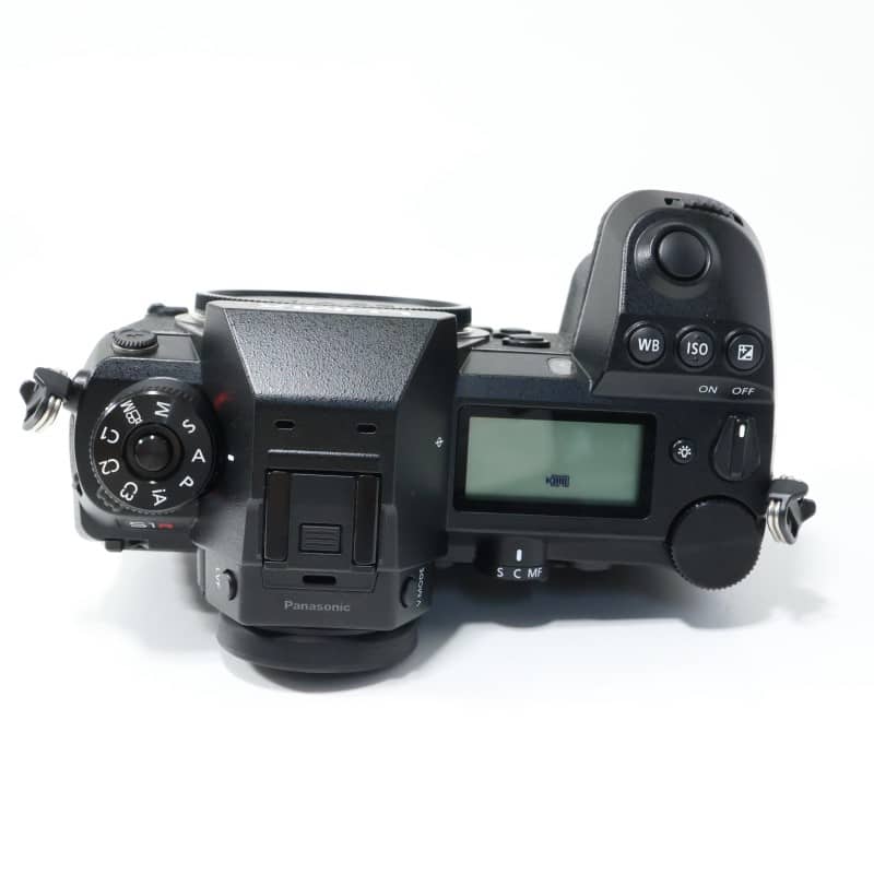 LUMIX S1R ボディ DC-S1R-K