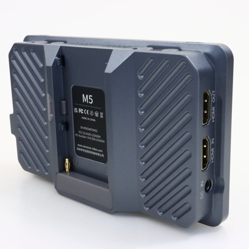 M5 [Professional on-camera monitor]