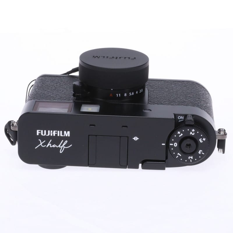 X half (FUJIFILM X-HF1) ブラック