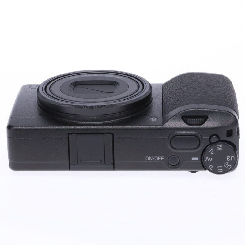 RICOH GR III