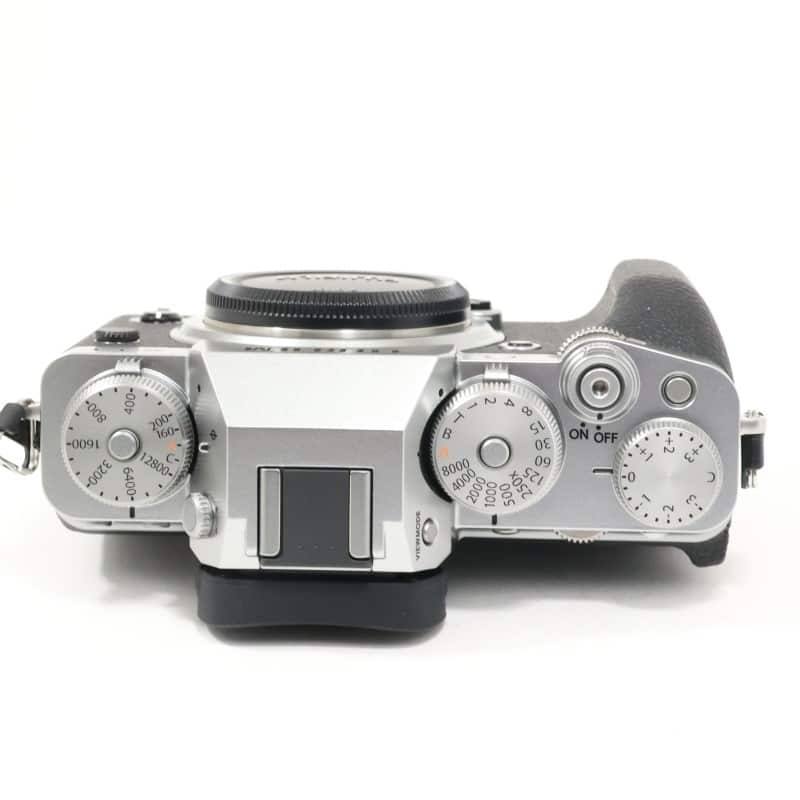 富士フイルム - 富士フイルム　X-T4 富士フイルム X-T4 シルバー 中古 C2120172772753｜中古通販