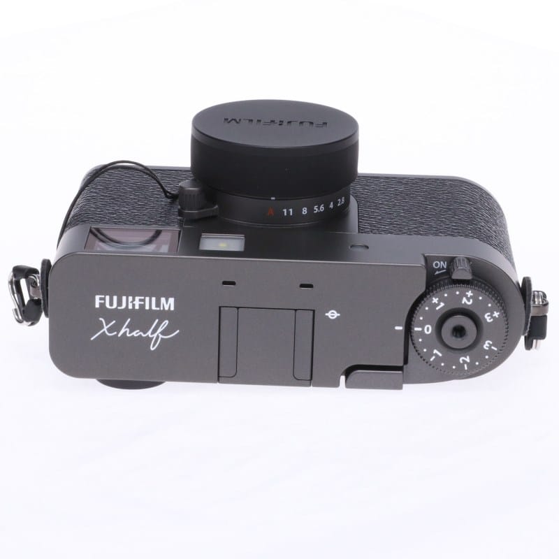 X half (FUJIFILM X-HF1) チャコールシルバー