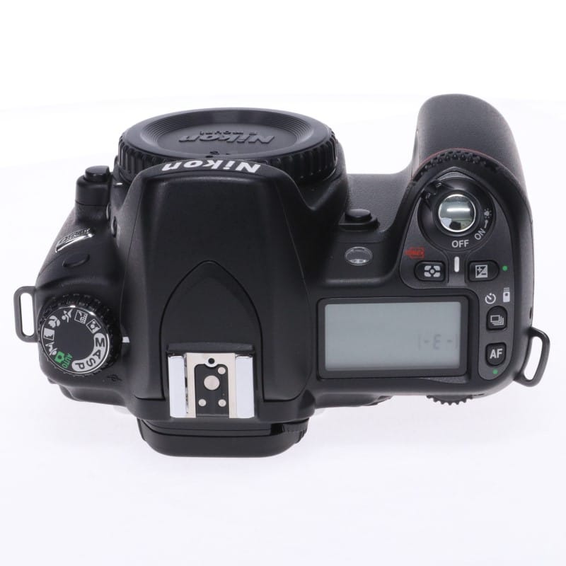 D80