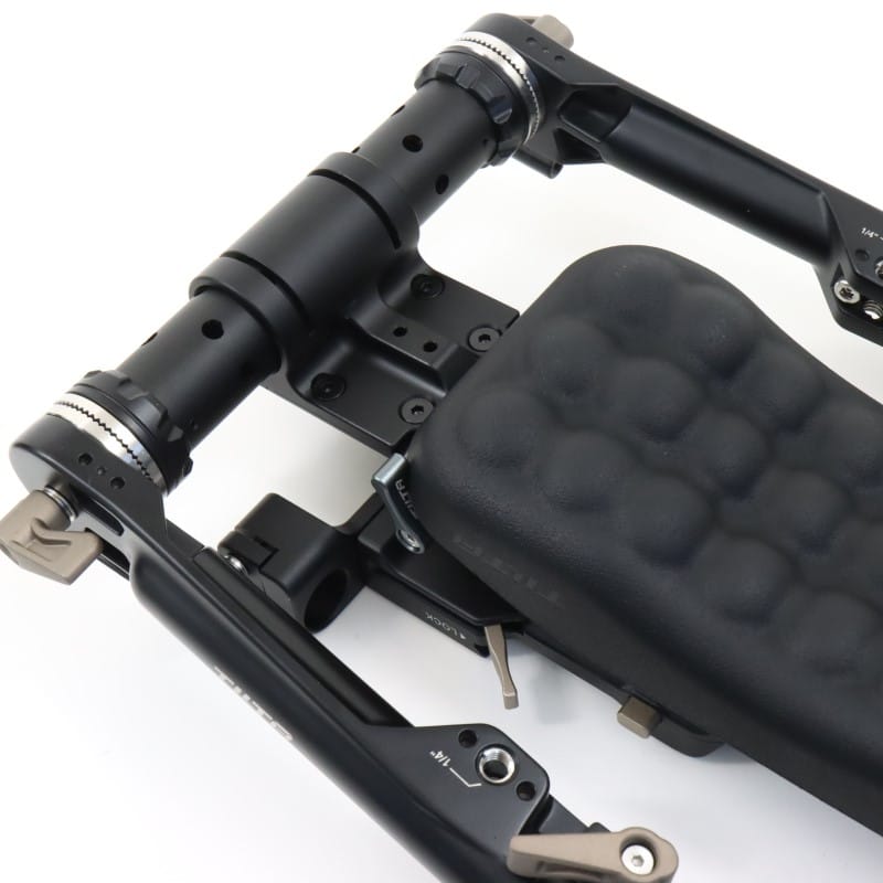 TA-LSR-B [Tiltaing Lightweight Shoulder Rig - Black]