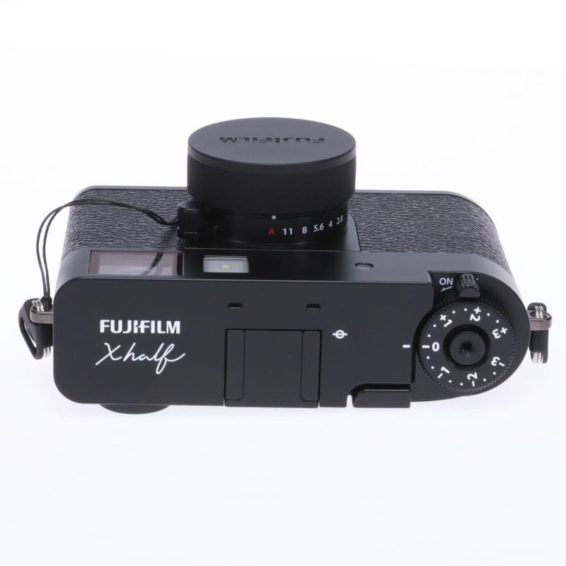 X half (FUJIFILM X-HF1) ブラック