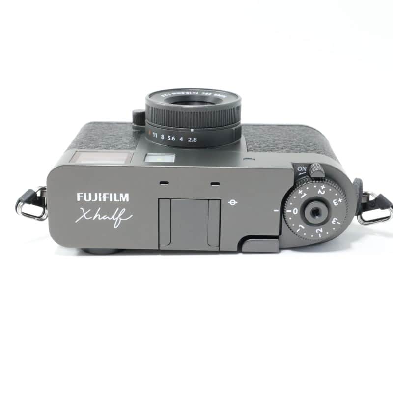 X half (FUJIFILM X-HF1) チャコールシルバー