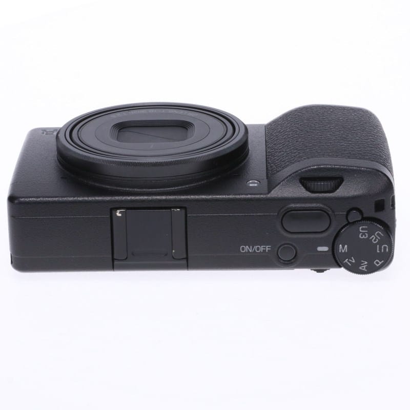 RICOH GR III