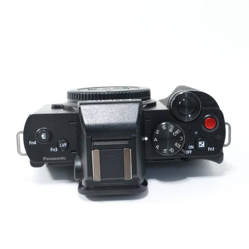 LUMIX G100 DC-G100 ボディ単体