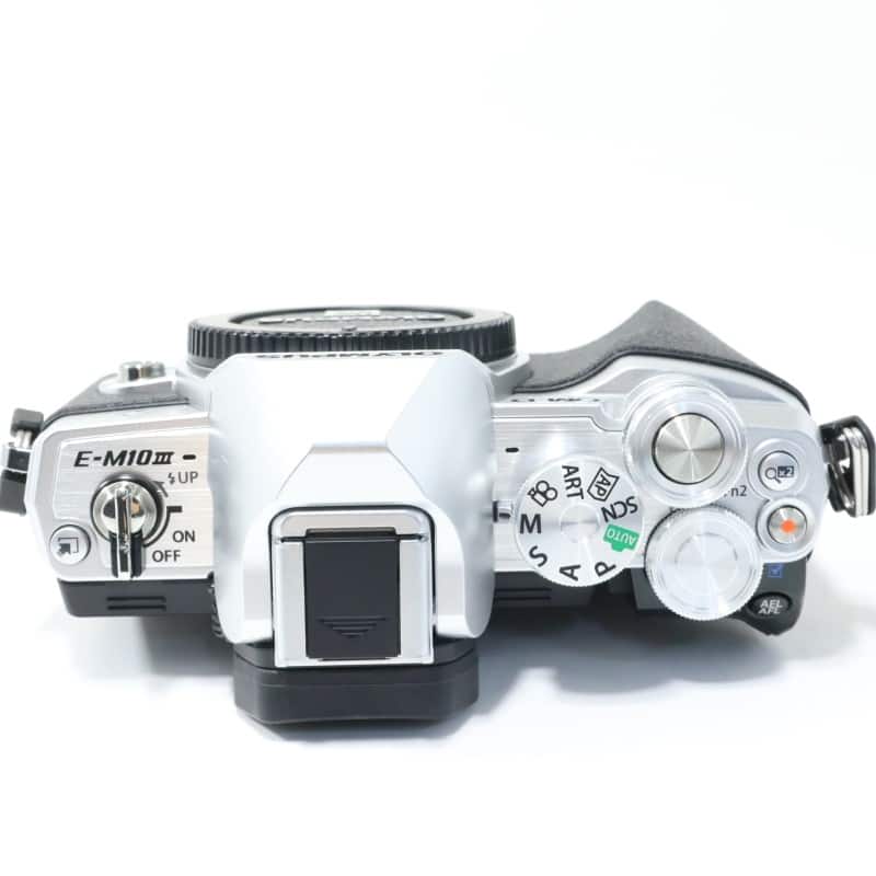 OM-D E-M10 Mark III ボディー シルバー