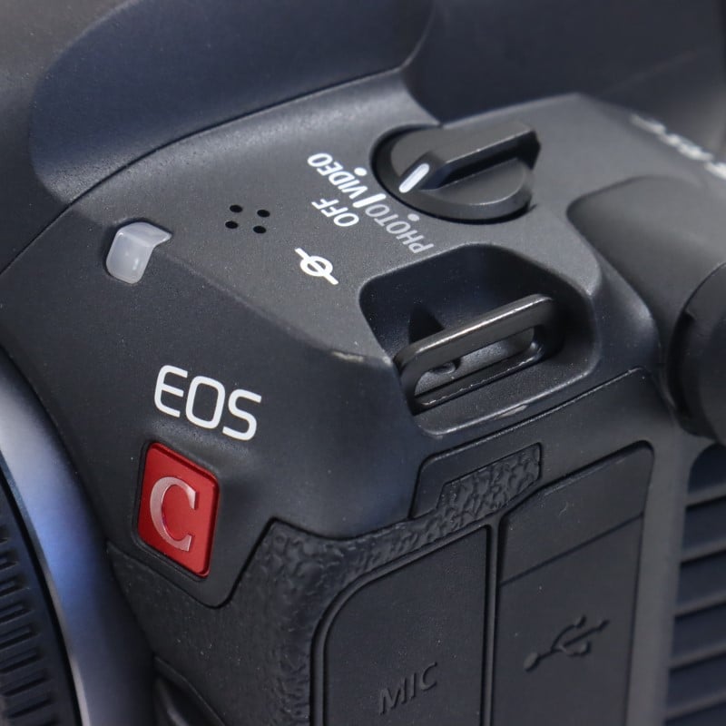 EOS R5 C ボディー