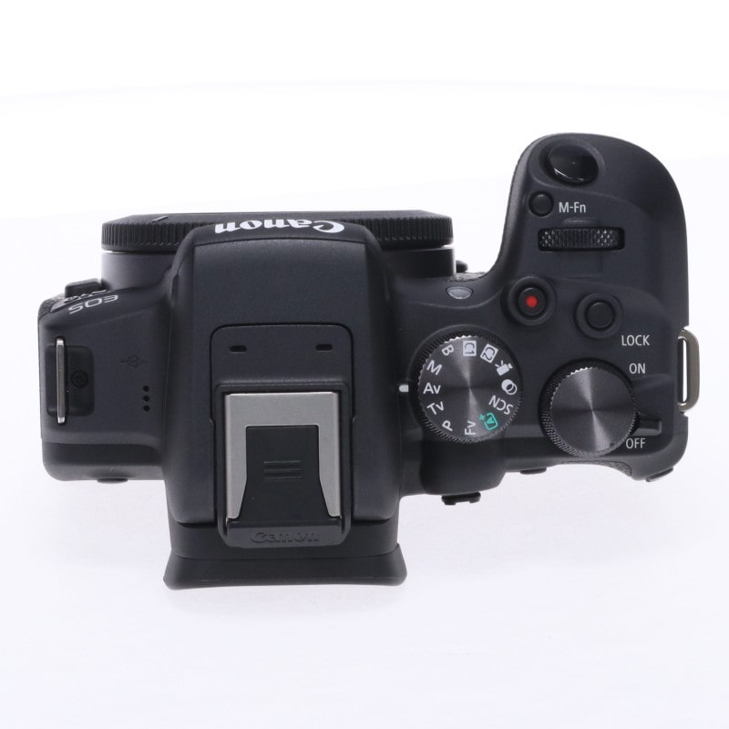 EOS R10