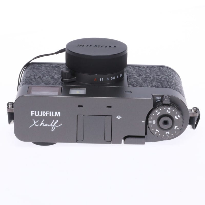 X half (FUJIFILM X-HF1) チャコールシルバー