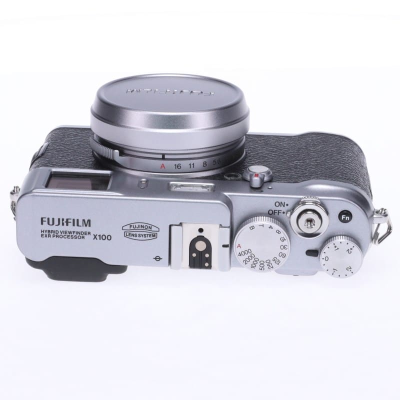 FinePix X100