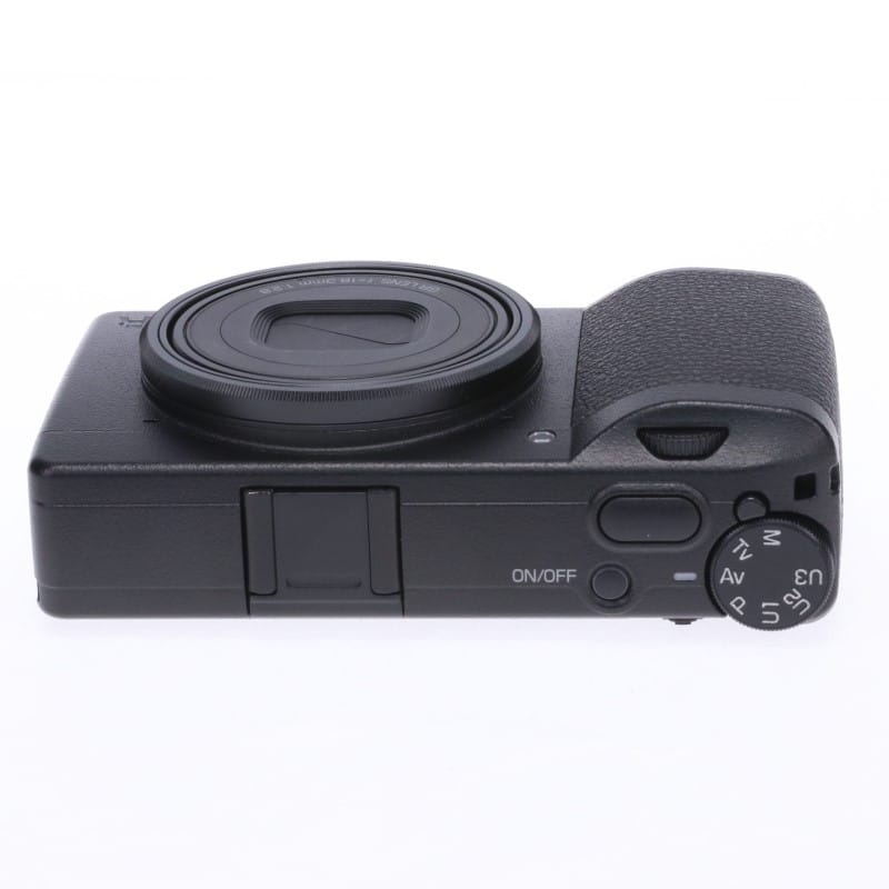 RICOH GR III