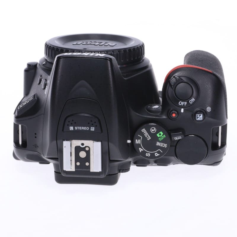 D5600 ボディ