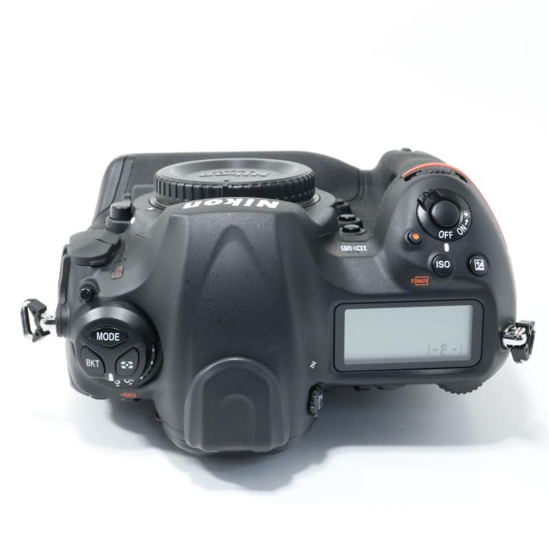 Nikon D5 本体、バッテリー、充電器、CFモデル、取説付き Nikon D5