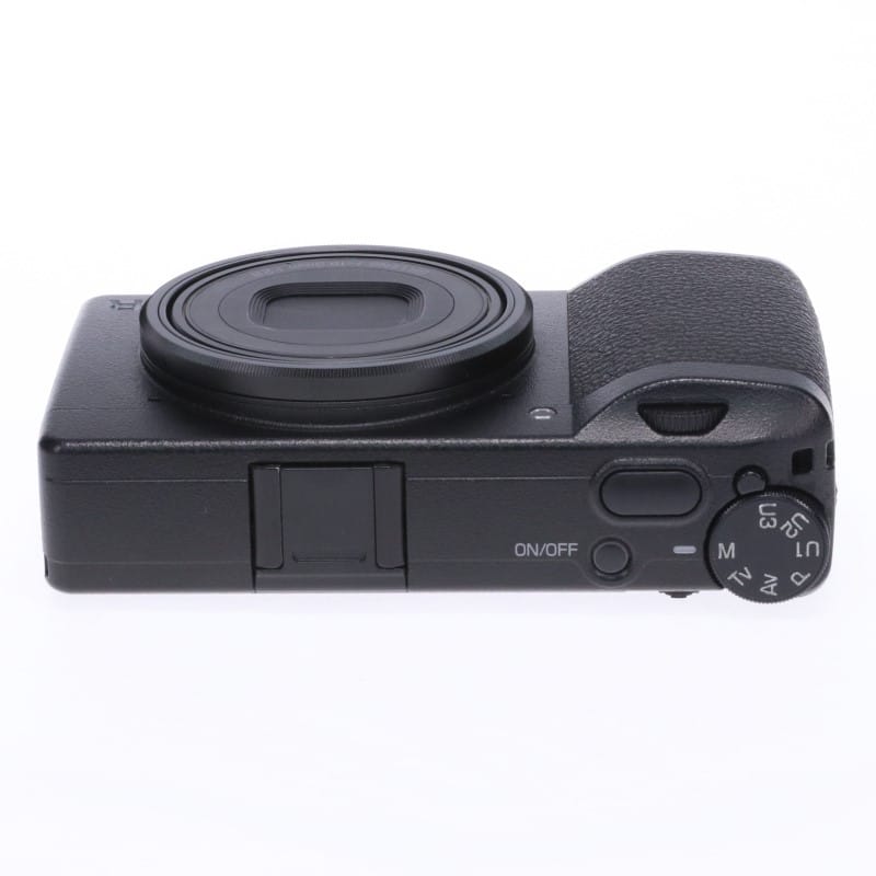 RICOH GR III