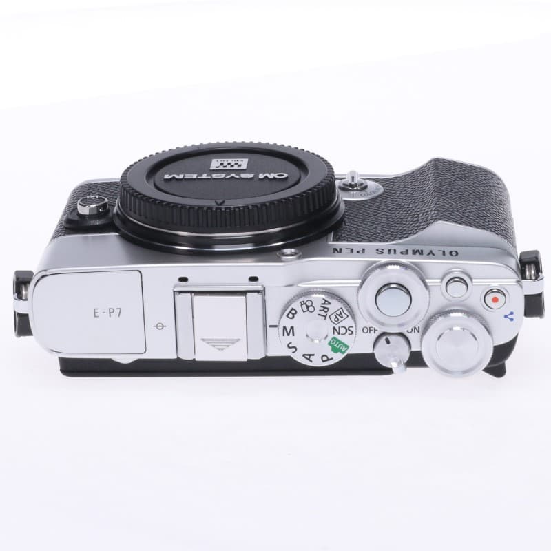 OLYMPUS PEN E-P7 ボディー シルバー