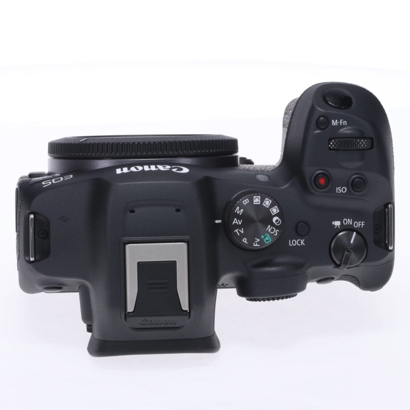 EOS R7