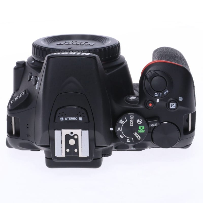 D5600 ボディ