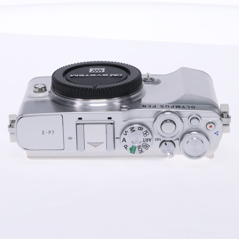 OLYMPUS PEN E-P7 ボディー ホワイト