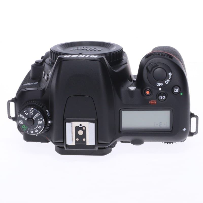 D7500 ボディ