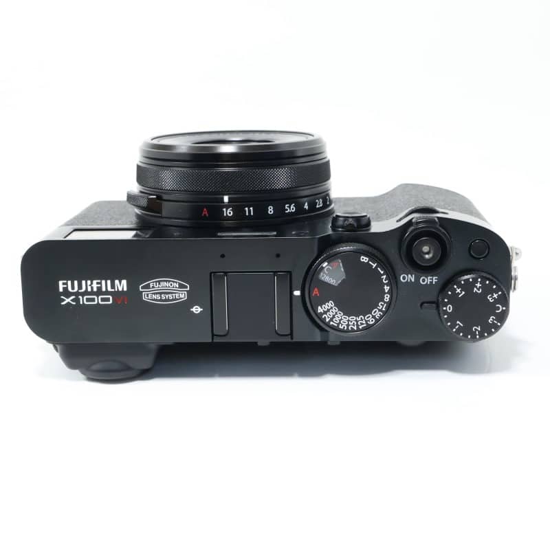 【新品・未使用】富士フィルムX100VI ブラック　2025年最新版 FUJIFILM (富士フィルム) X100VI [ブラック] 2025年 日本語