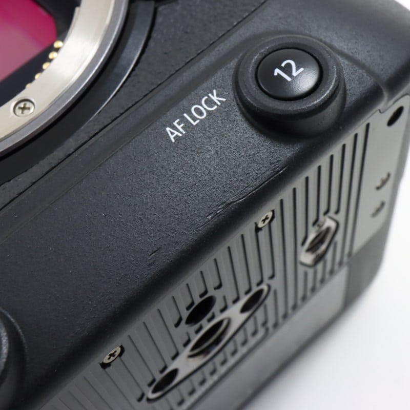 EOS C70 ボディー