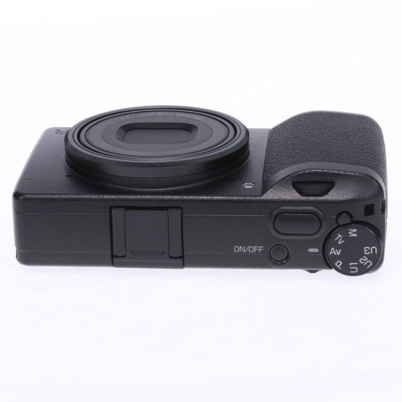 RICOH GR III