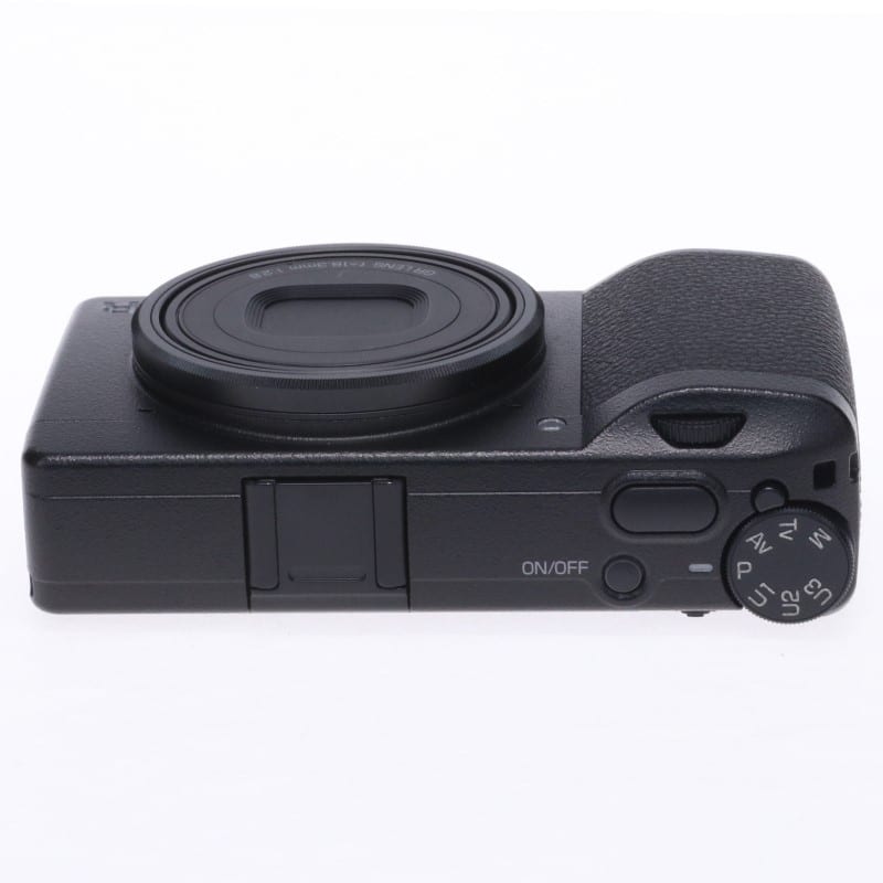 RICOH GR III