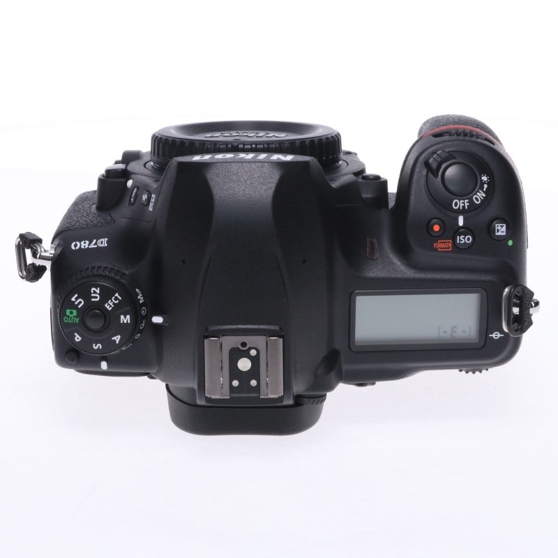 D780