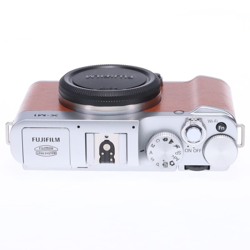 FUJIFILM X-M1 ボディ ブラウン