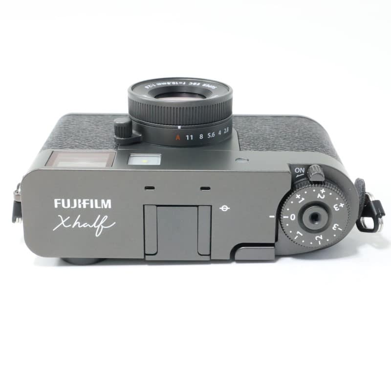 X half (FUJIFILM X-HF1) チャコールシルバー