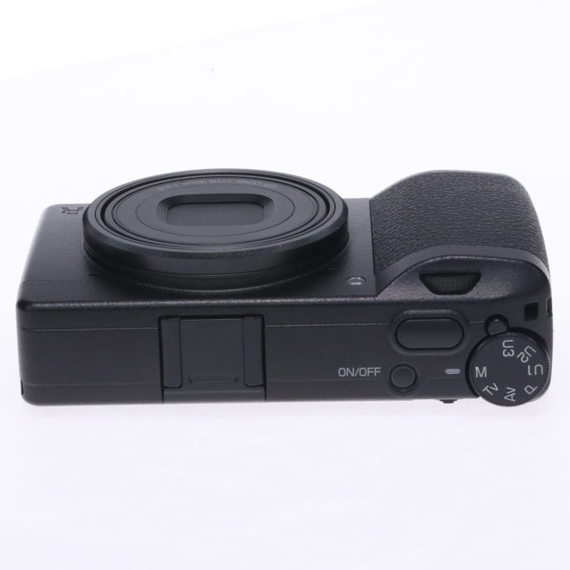 RICOH GR III
