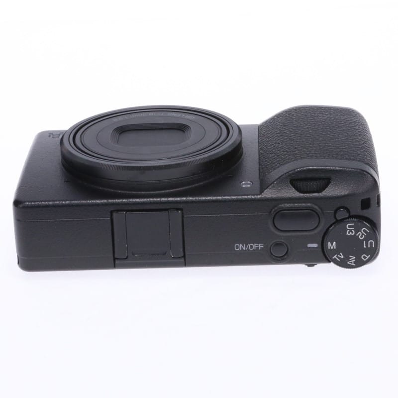 RICOH GR III