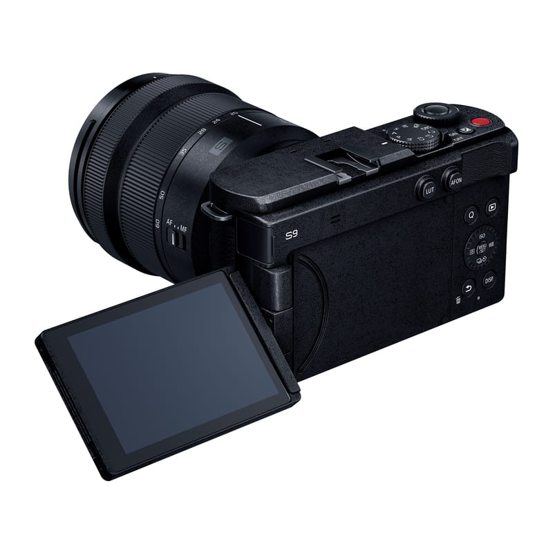 LUMIX S9 標準ズームレンズキット ジェットブラック DC-S9K-K