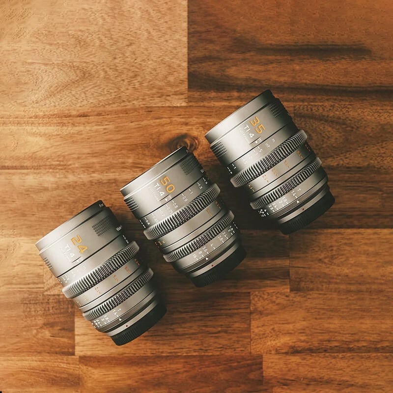 マウント交換式シネマレンズ T1.4 Full Frame 3本セット(24mm/35mm/50mm) E/グレー(L/RF/Z交換ADP付) VP-1-3G-JP
