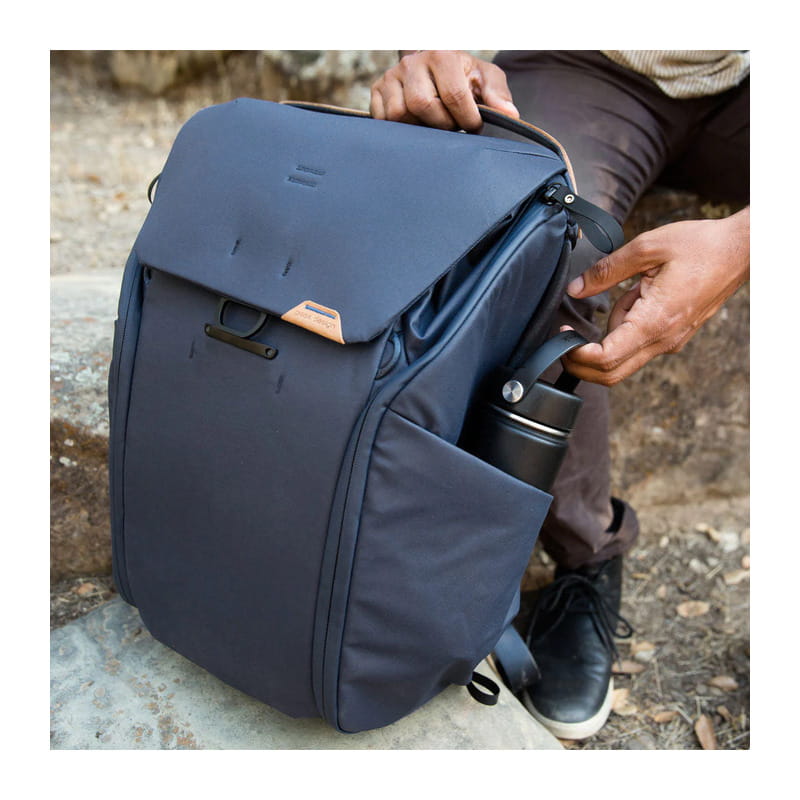 エブリデイ バックパック 20L ミッドナイト BEDB-20-MN-2