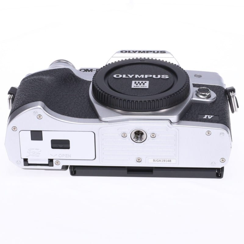 OM-D E-M10 Mark IV ボディー シルバー